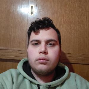Elian Uruzuno